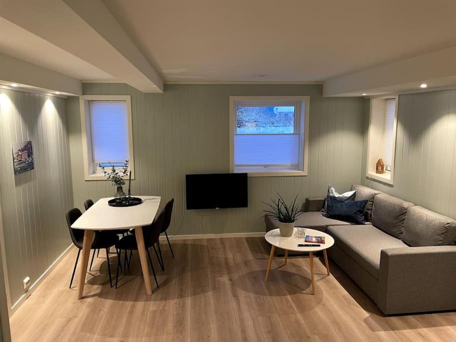 Lofoten - New Apartment, Close To Airport. Leknes Exterior foto